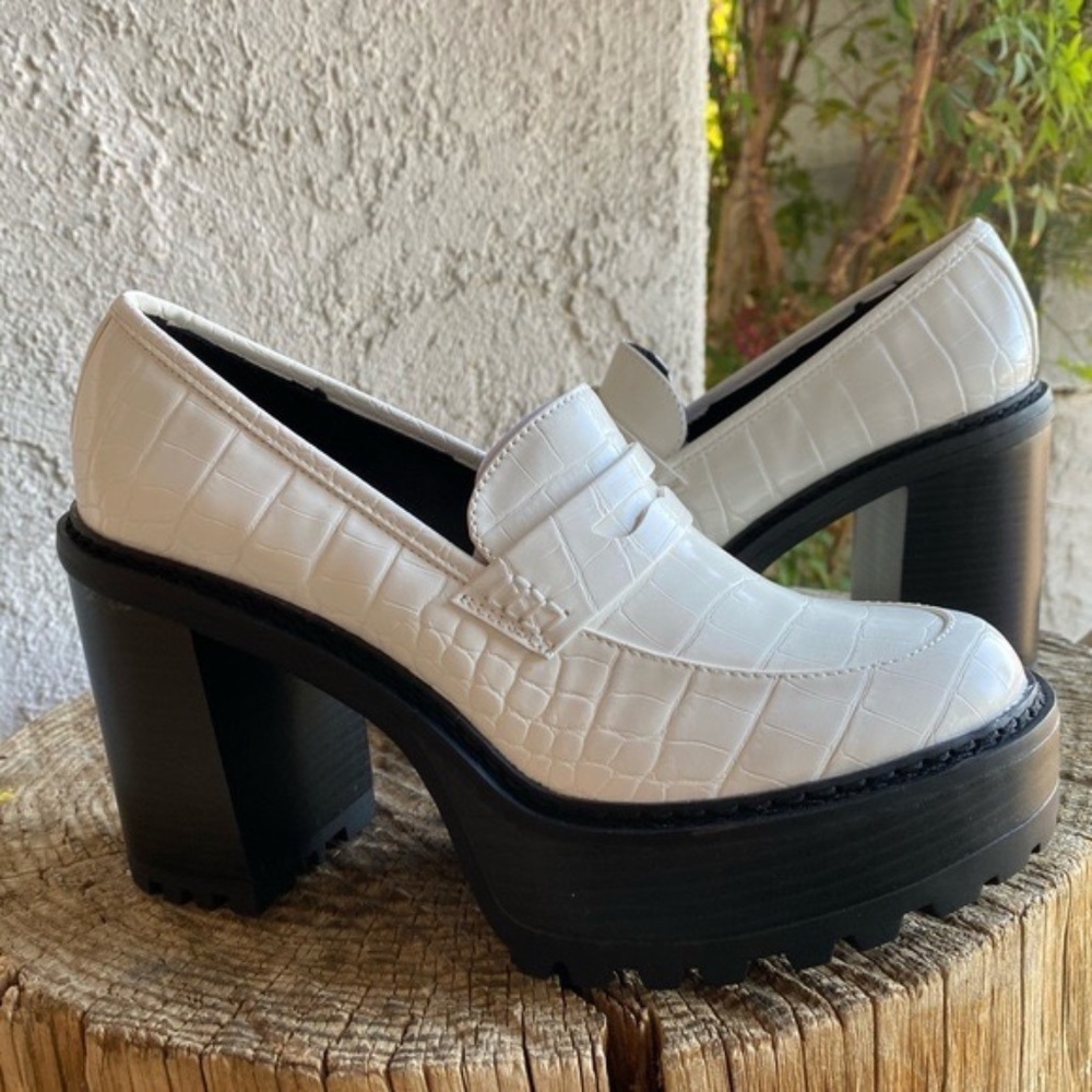 Stylish Kassidy Platform Loafers